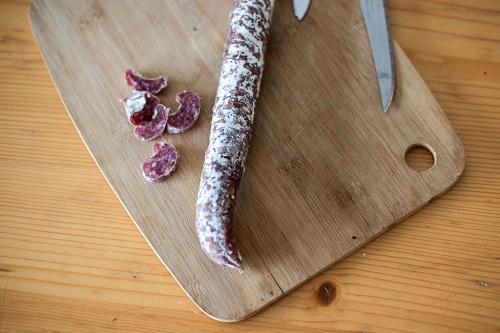 saucisson sec aux noisettes